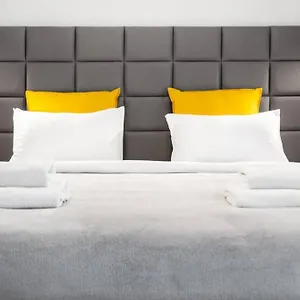 https://househost-apartment-miodowa-42-8b-street.krakowhotelspoland.com